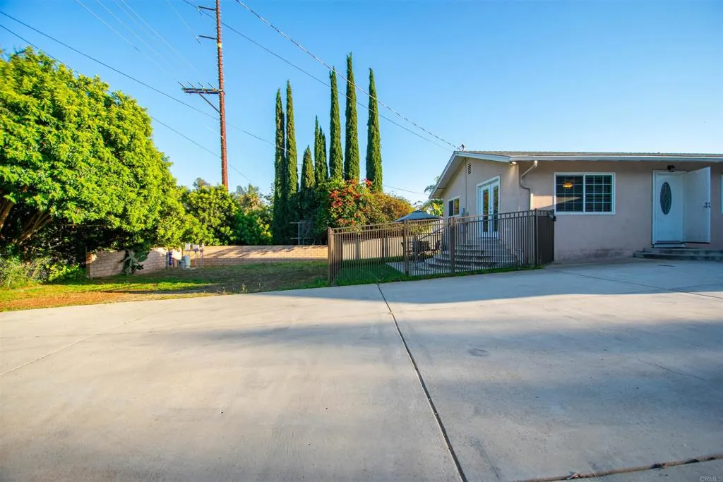 https://cdn.realtyfeed.com/cdn/127/306715392/ab1aa43fbea03ecd76709496f9db1437.webp