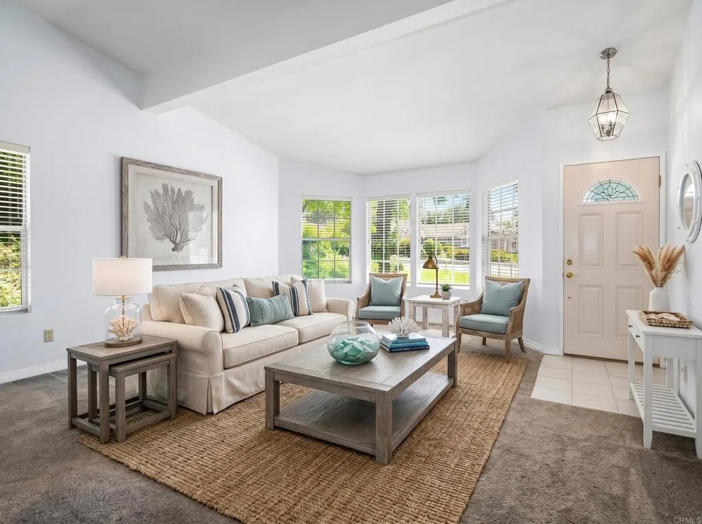 https://cdn.realtyfeed.com/cdn/127/306715417/0adcdfddcb37c7cd3c3691d1380939eb.webp