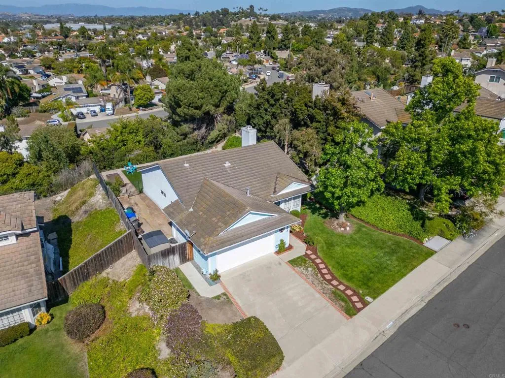 https://cdn.realtyfeed.com/cdn/127/306715417/85b322bc71e7246e84745bf15283c41b.webp