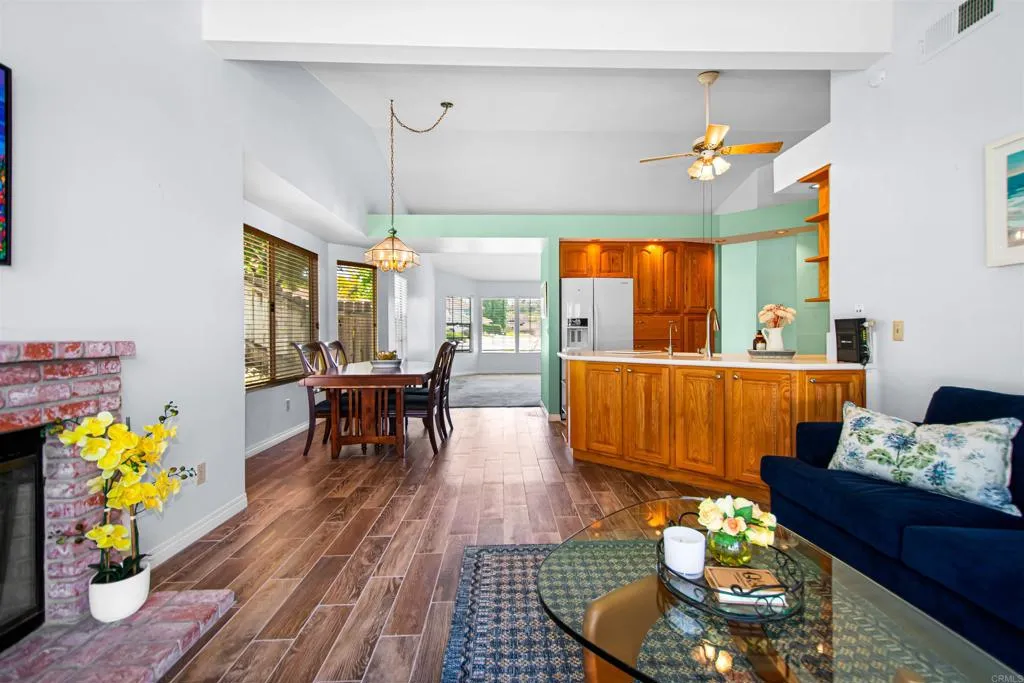 https://cdn.realtyfeed.com/cdn/127/306715417/ba4e02dfaa4ba7eed2a798eb0ad20b36.webp