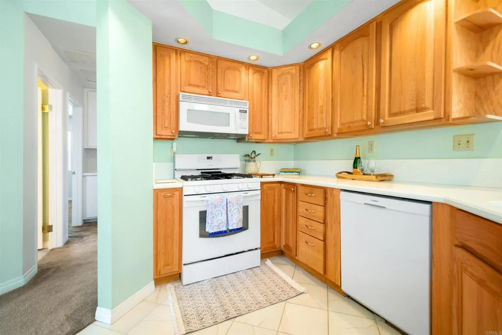 https://cdn.realtyfeed.com/cdn/127/306715417/e2774341174ef2c09d3b7da836ca60a4.webp