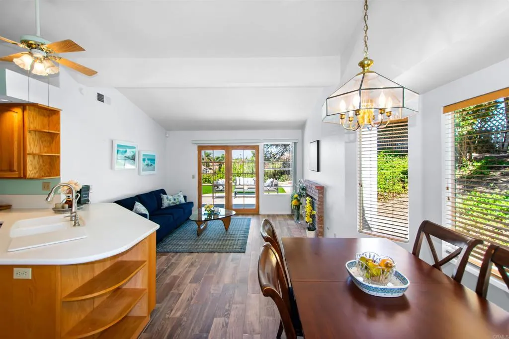 https://cdn.realtyfeed.com/cdn/127/306715417/eeee29e14743a1b691f7a0051225e7a9.webp