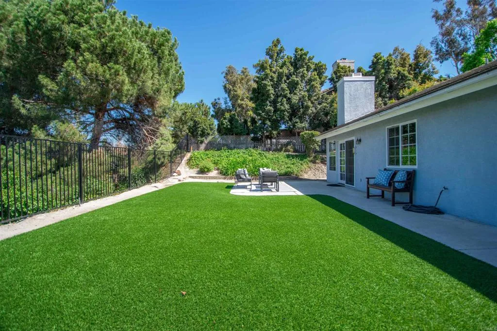 https://cdn.realtyfeed.com/cdn/127/306715417/ef24b05147c9faf7eaedd8218a91a085.webp