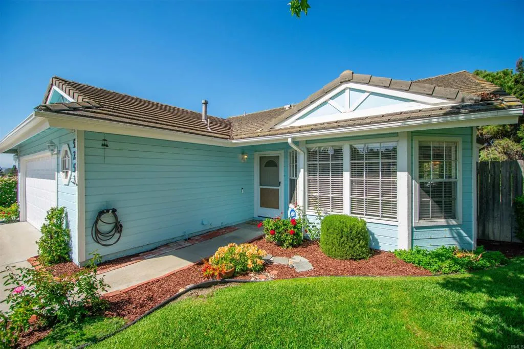 https://cdn.realtyfeed.com/cdn/127/306715417/f83aef74e590f5f6a995806139d4772b.webp