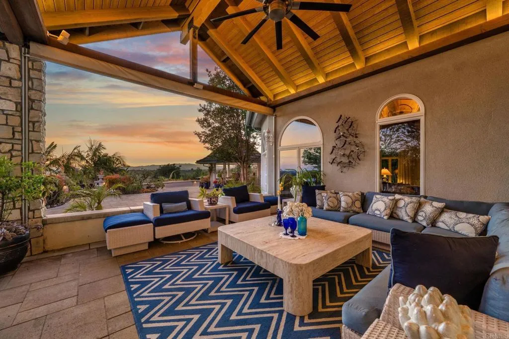 https://cdn.realtyfeed.com/cdn/127/306715452/70ae3e4d16d60b7b8fe0d3809d8c1904.webp