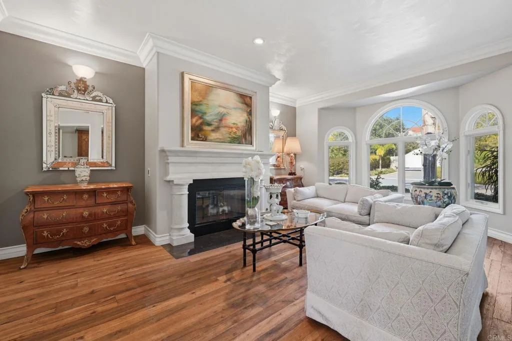 https://cdn.realtyfeed.com/cdn/127/306715452/a6ca96e7fb815746bf79f4f4c771645f.webp