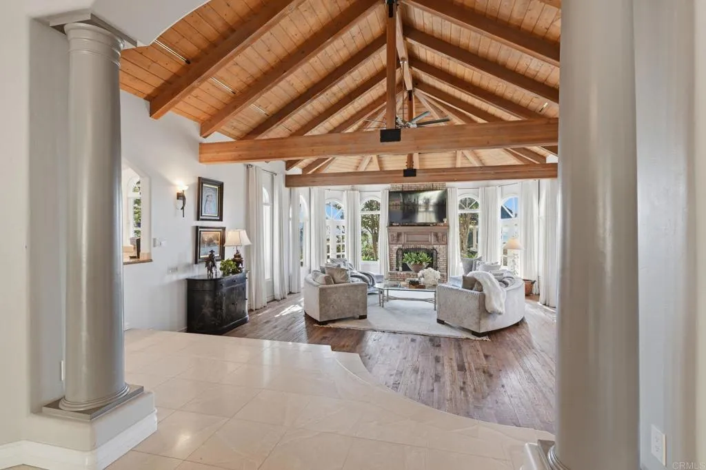 https://cdn.realtyfeed.com/cdn/127/306715452/c584be129116dcfaad9b57ac89edfe3e.webp