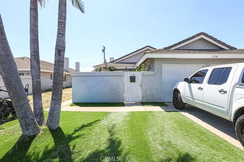 1314 N Bewley Street, Santa Ana, CA 92703 - Photo 2 of 17, Santa Ana, CA