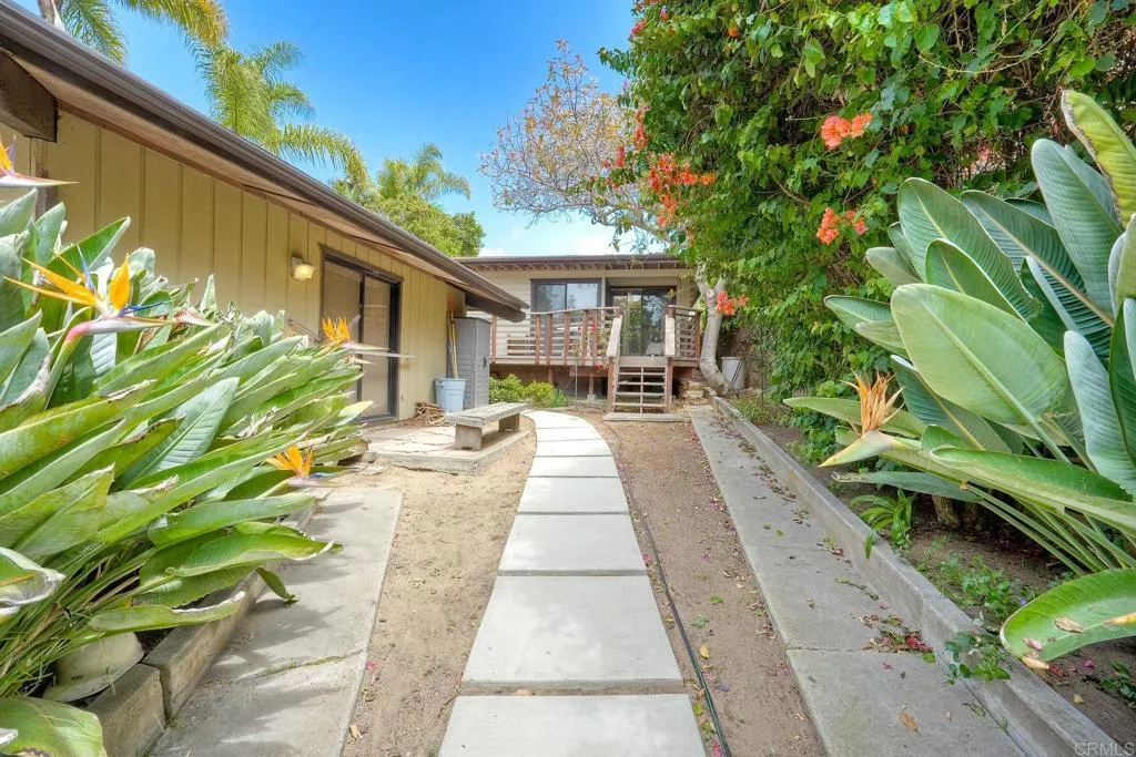 https://cdn.realtyfeed.com/cdn/127/306715464/f039f93fdee85576cf48a801076f7a0c.webp