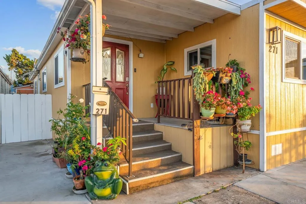 https://cdn.realtyfeed.com/cdn/127/306715555/89c813cf88b0d83b4e34fa6f59400cf6.webp