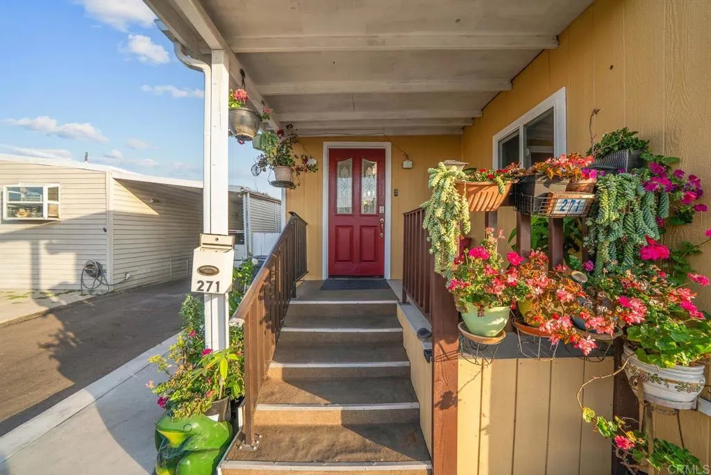 https://cdn.realtyfeed.com/cdn/127/306715555/dbd445fef2b8544a0517c5e64dbbabba.webp