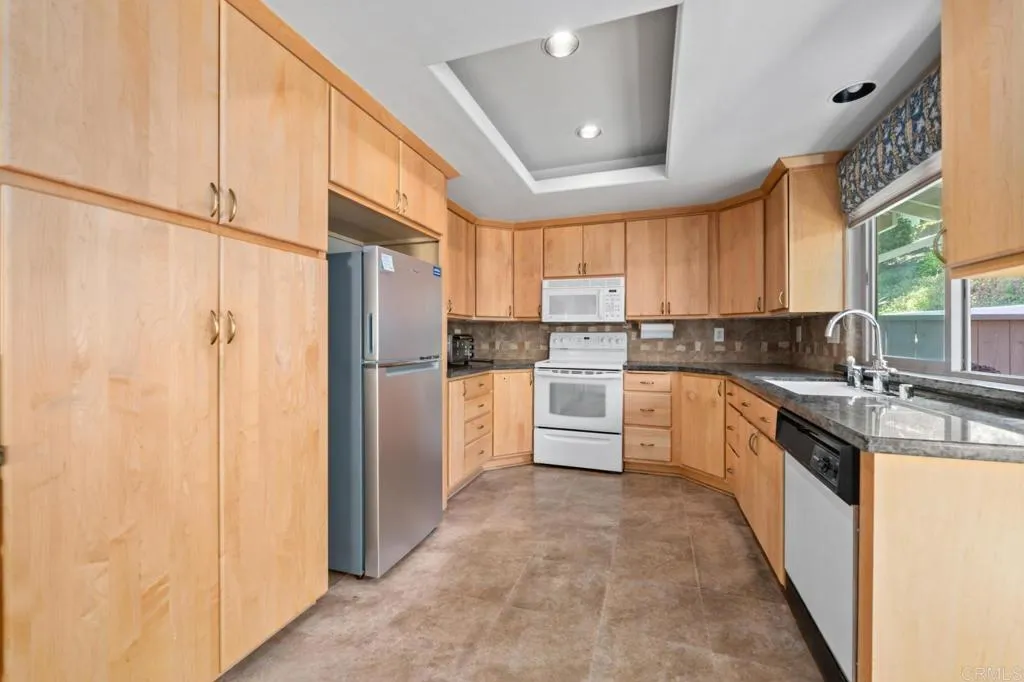 Photo #2: PTP2603587 Listing: Photo #2