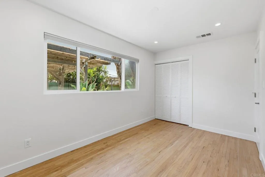 https://cdn.realtyfeed.com/cdn/127/306715615/c4d409955566c3f8aa129cb1955a3a3a.webp