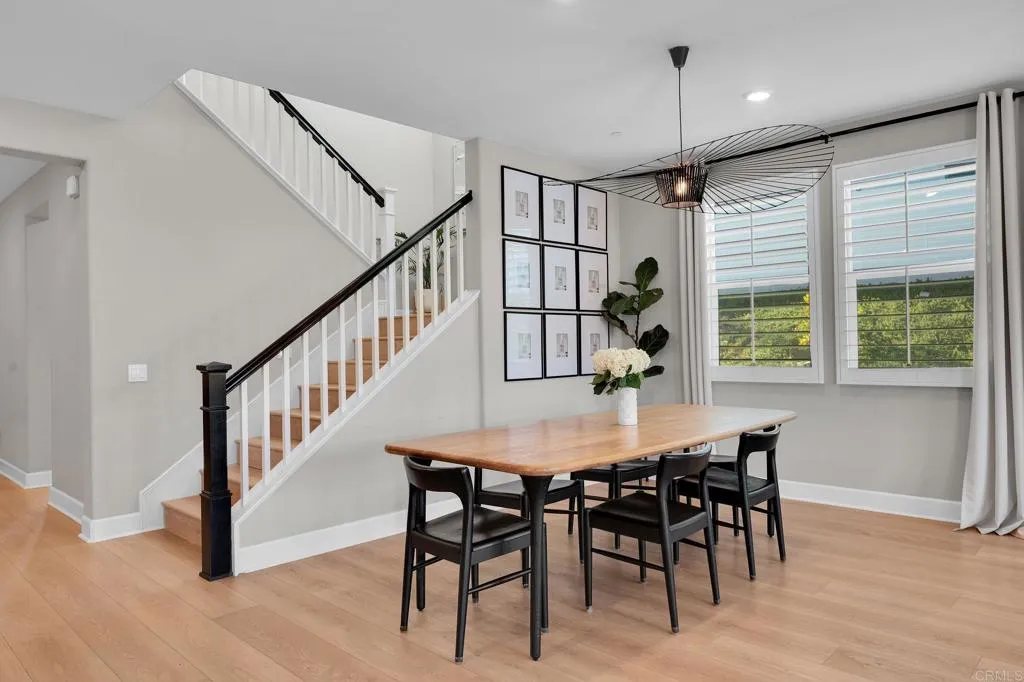 https://cdn.realtyfeed.com/cdn/127/306715618/12bbbce50853b1641604438ac55ad790.webp