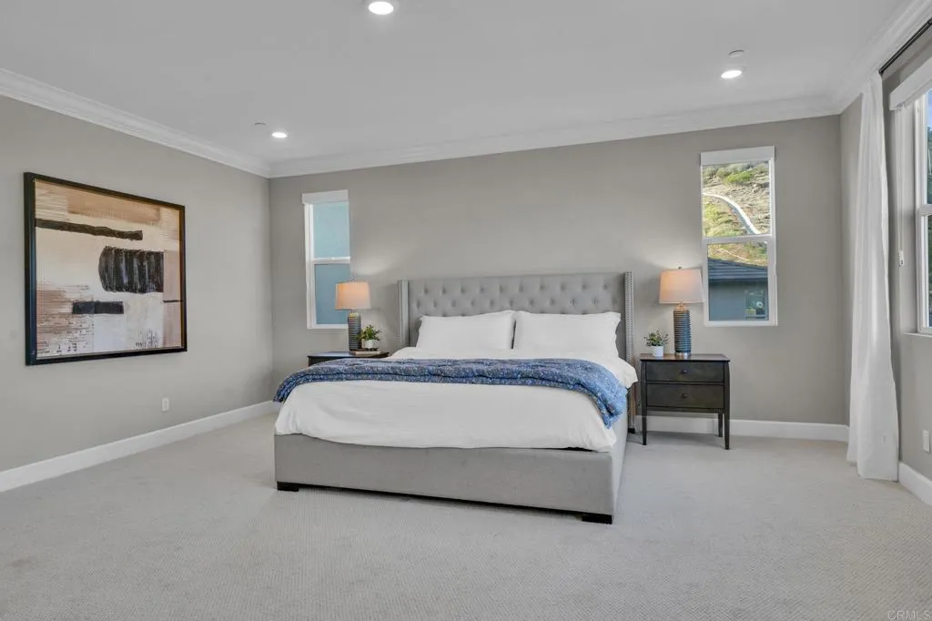 https://cdn.realtyfeed.com/cdn/127/306715618/a0bf680201bf416dfe87a2da8eb49749.webp