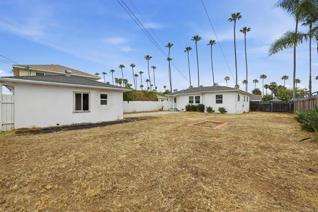 https://cdn.realtyfeed.com/cdn/127/306715633/050b87eeaa6843bd13688348590aa485.webp