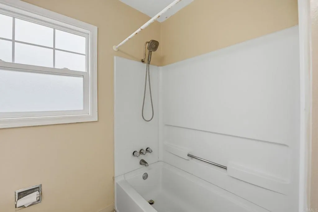 https://cdn.realtyfeed.com/cdn/127/306715633/178b0b52f6b761ff51811590e2b9b90a.webp