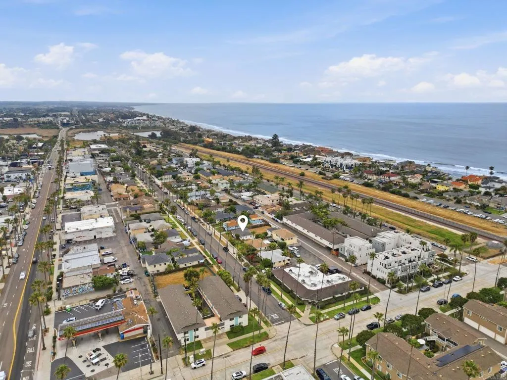 https://cdn.realtyfeed.com/cdn/127/306715633/27dcf2f4cfc6df1270b498fb523dcbb9.webp