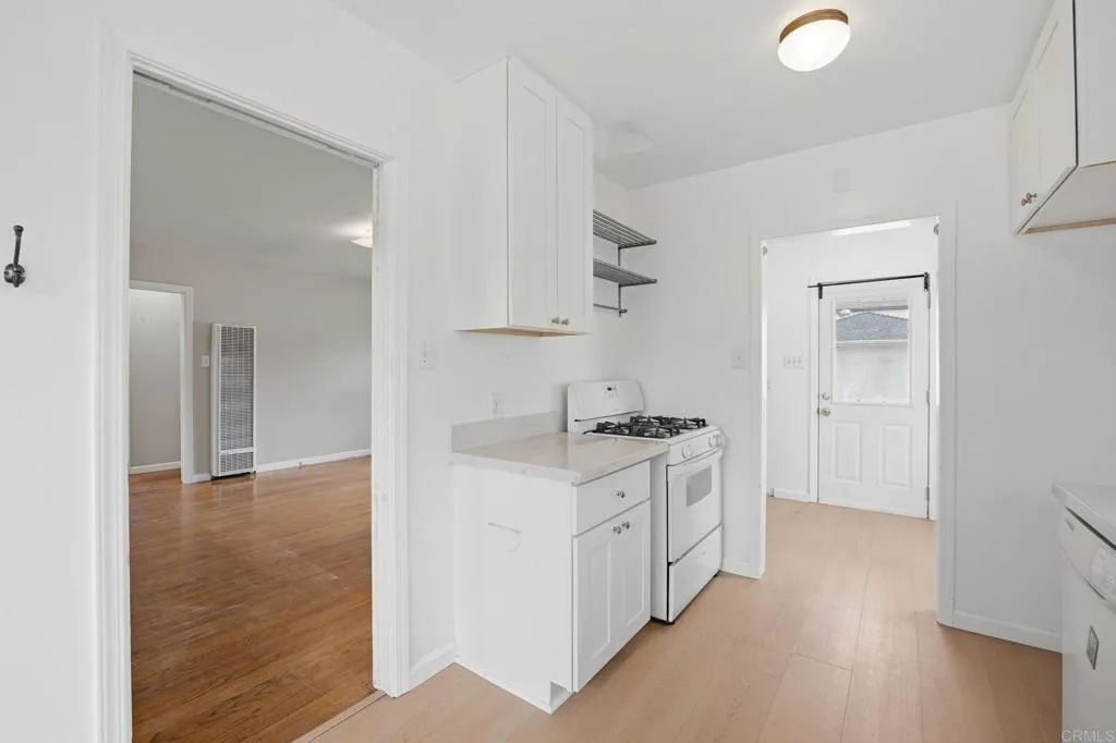 https://cdn.realtyfeed.com/cdn/127/306715633/612b06947d1eff3167eb9b7ac584d2b6.webp