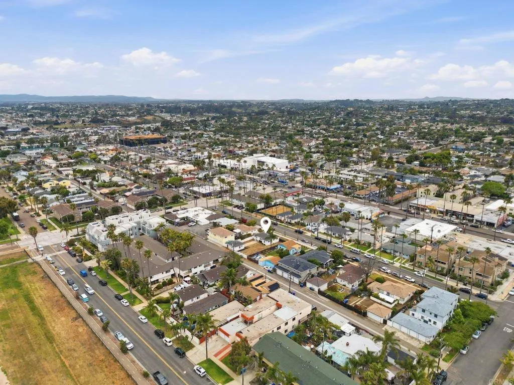 https://cdn.realtyfeed.com/cdn/127/306715633/a91b48545b56342fc24dc5ea704f1a59.webp