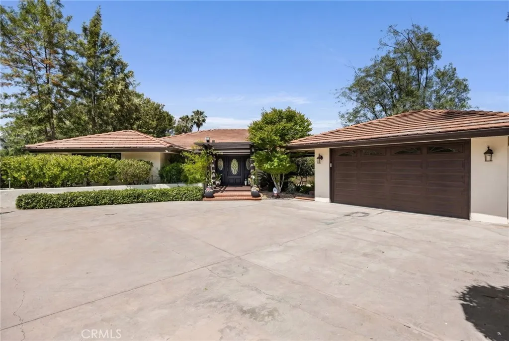 3854 Hampstead Road, La Canada Flintridge, CA 91011 - Photo 2 of 45, La Canada Flintridge, CA