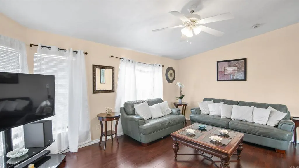 https://cdn.realtyfeed.com/cdn/127/306715720/8b081735ac1f5f8a42e87b3a33d7bca1.webp