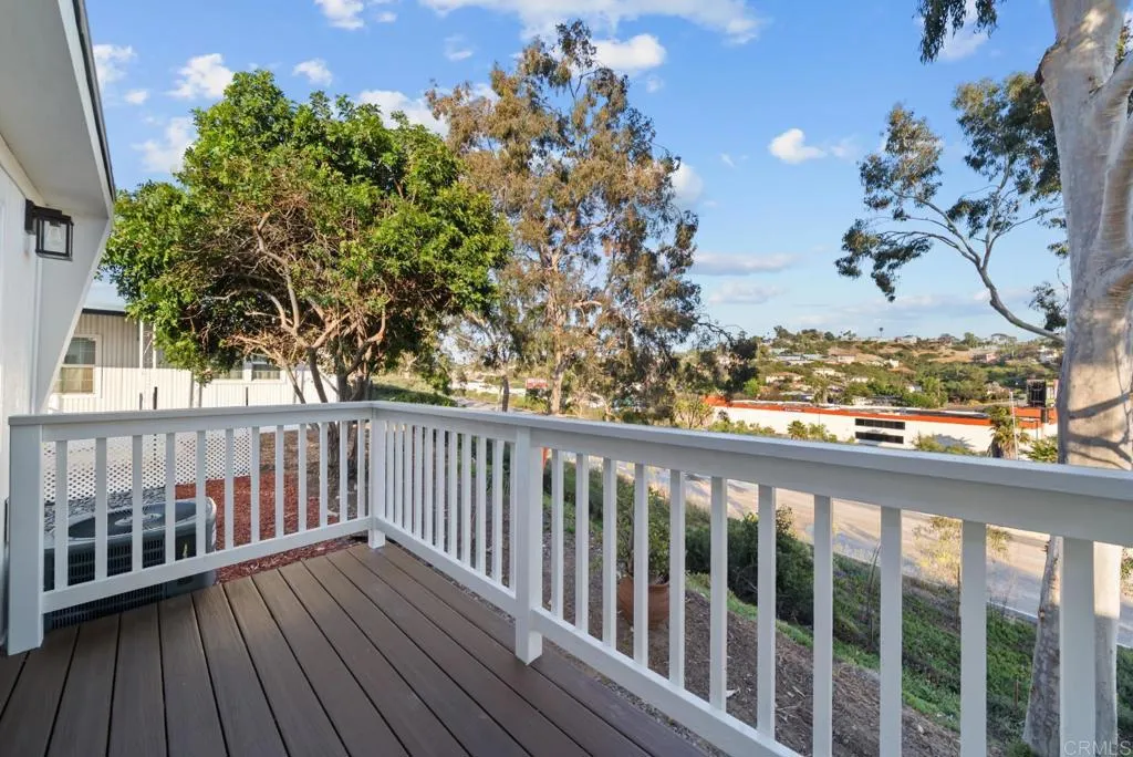 https://cdn.realtyfeed.com/cdn/127/306715721/829afc80e74156bf24913976183a885a.webp
