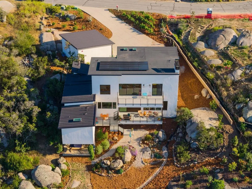 https://cdn.realtyfeed.com/cdn/127/306715737/29916394efb7a06055b533bb2d78d489.webp