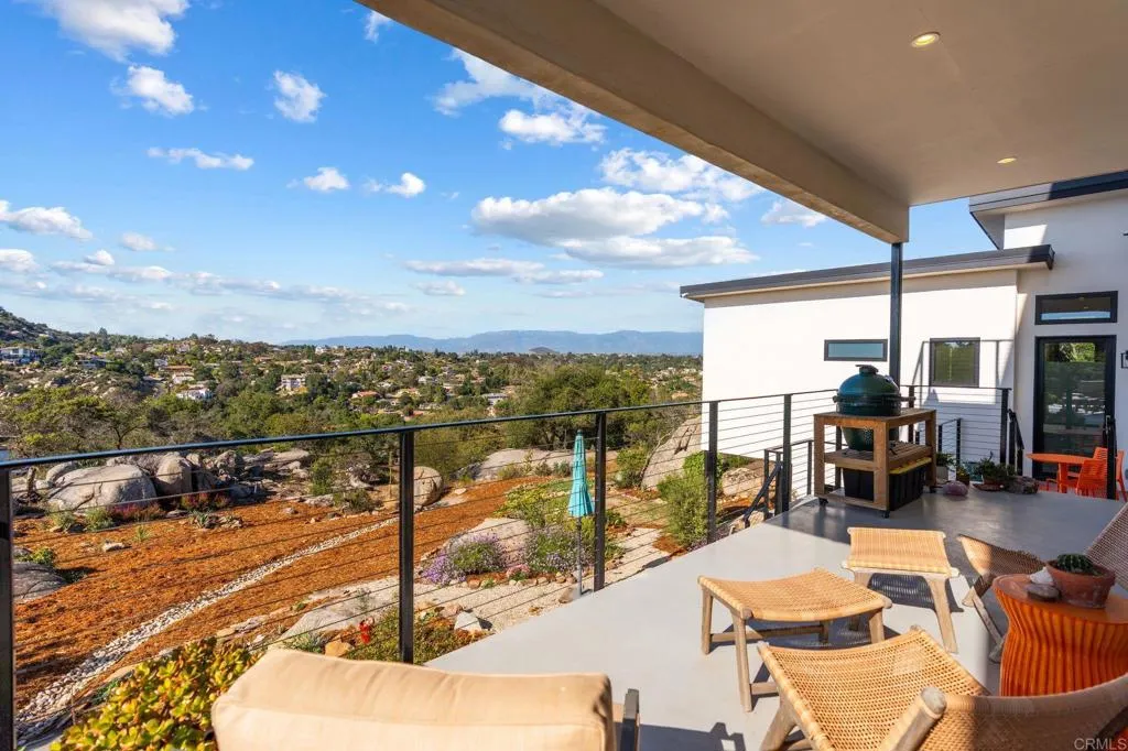 https://cdn.realtyfeed.com/cdn/127/306715737/768dada5eb2c452546a10417ab209382.webp