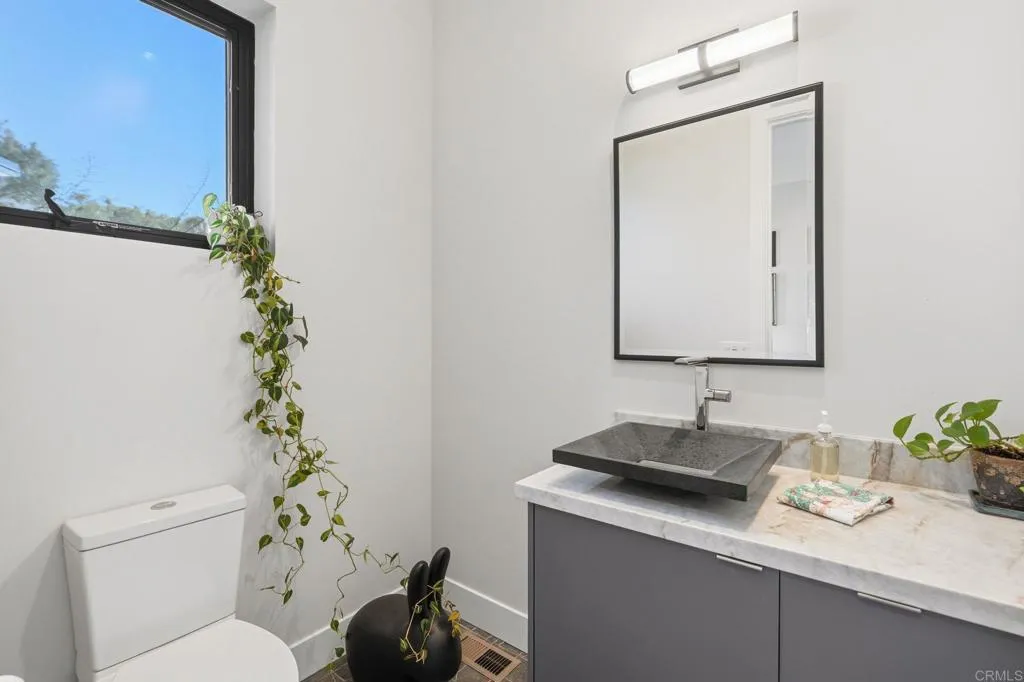 https://cdn.realtyfeed.com/cdn/127/306715737/bff93d1b1a7fd364f57c60111a426672.webp