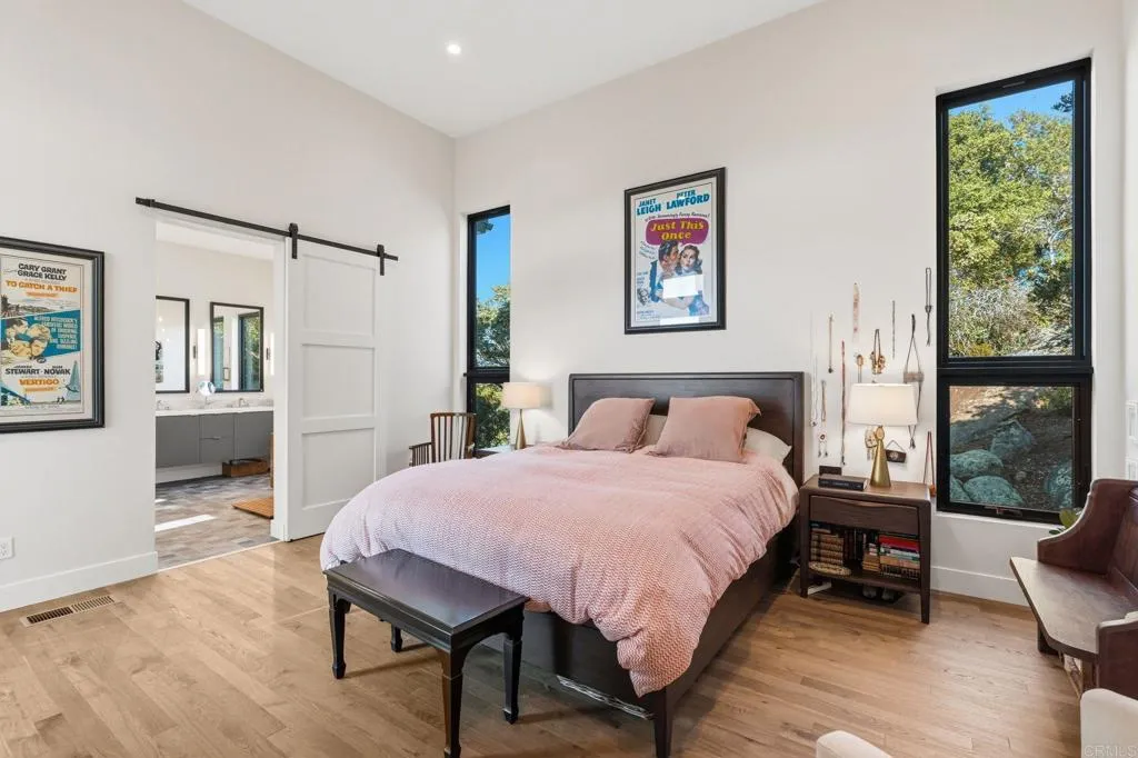 https://cdn.realtyfeed.com/cdn/127/306715737/f09a0369515273968e539e7c12c1a61f.webp