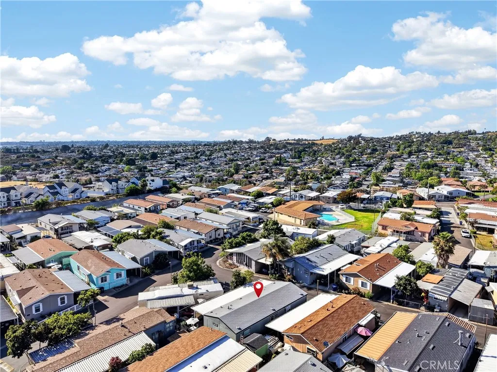 https://cdn.realtyfeed.com/cdn/127/306715870/19f12a1eb7a34cad87c80186c2c03eac.webp