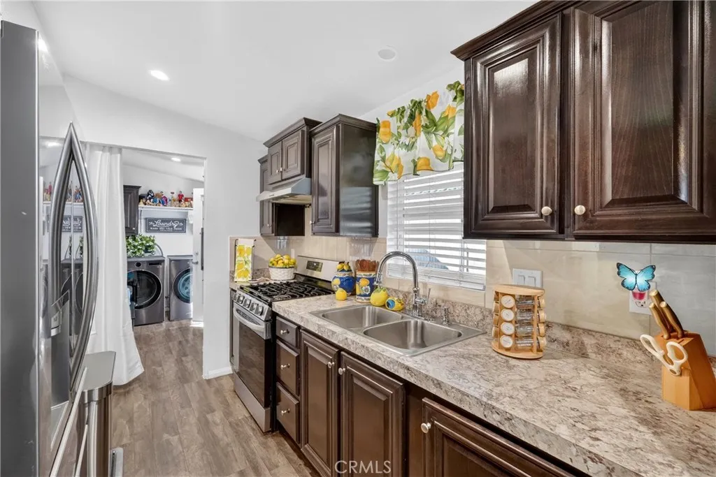 https://cdn.realtyfeed.com/cdn/127/306715870/2691e78eb43d09f244397583db6f316e.webp