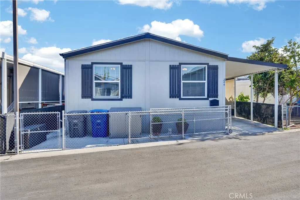 https://cdn.realtyfeed.com/cdn/127/306715870/2f102c67975cca46b3ee0784b5c46a22.webp