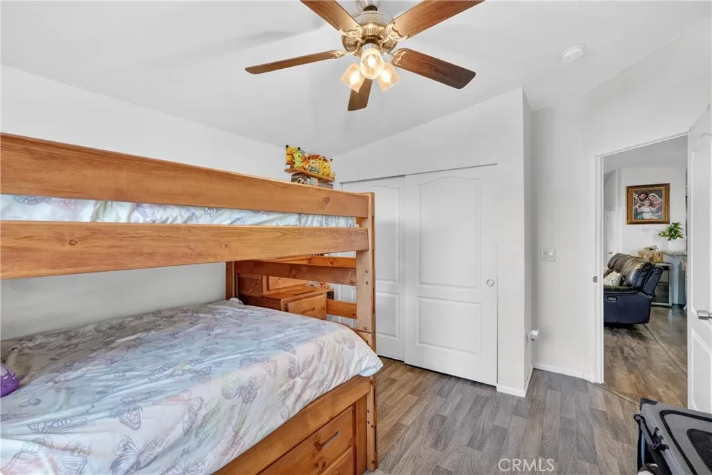 https://cdn.realtyfeed.com/cdn/127/306715870/9e4ddd1988cb090dfb1d25e5ae3ec659.webp
