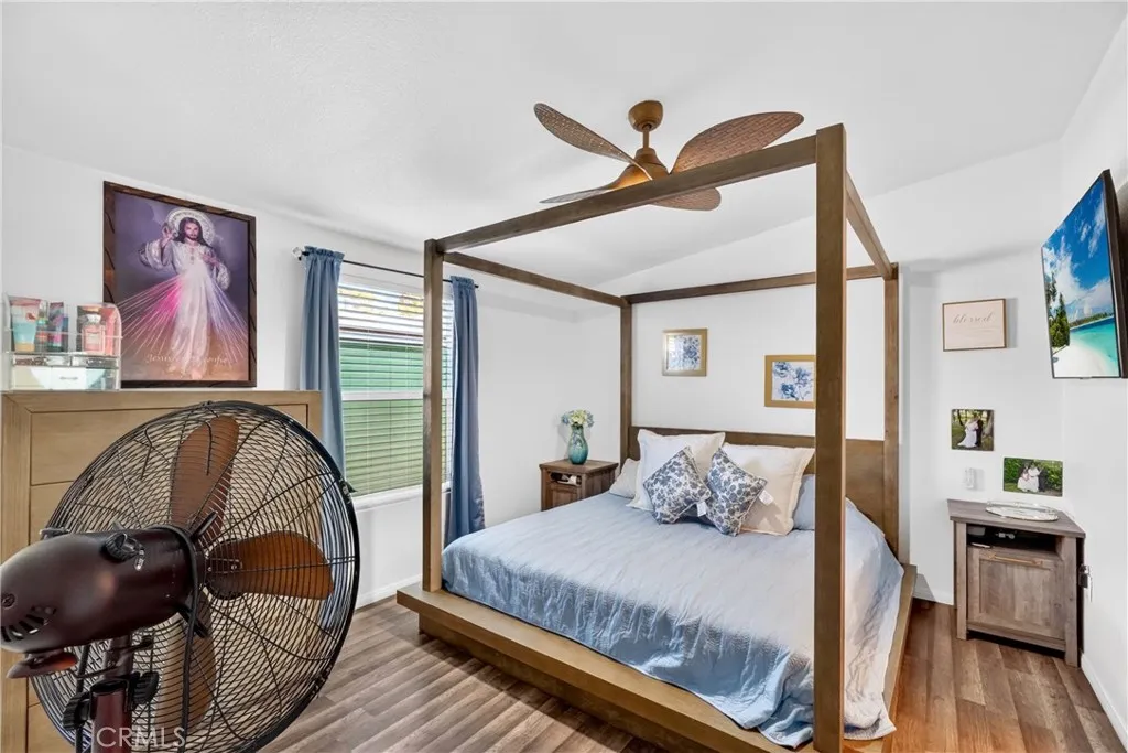 https://cdn.realtyfeed.com/cdn/127/306715870/d5bce9f31ca79698fe3b85d0d8a6eae8.webp