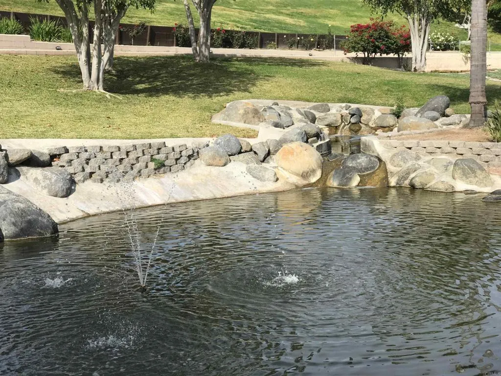 https://cdn.realtyfeed.com/cdn/127/306715871/16ce2ae0172f34f76389bf745d0ec035.webp