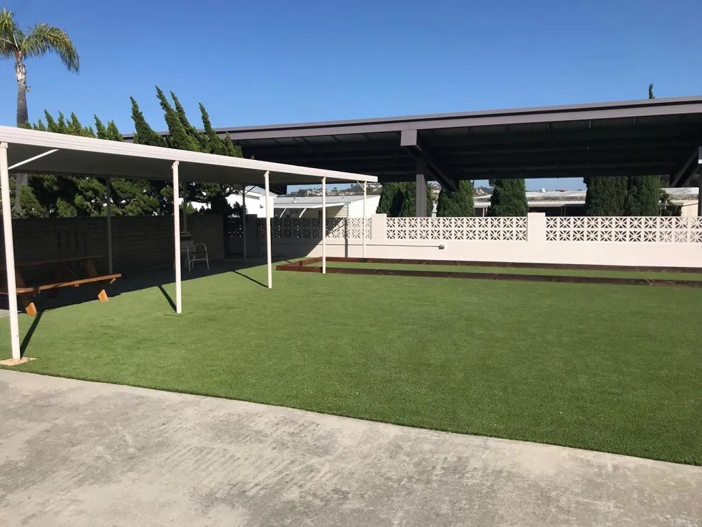 https://cdn.realtyfeed.com/cdn/127/306715871/994cd505858a3feed681d29ce8594545.webp