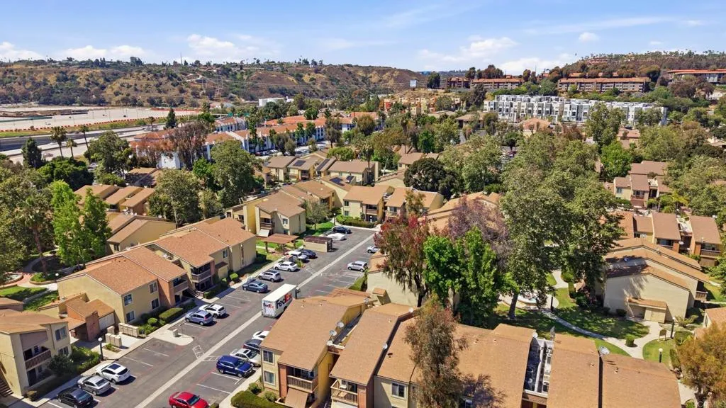 https://cdn.realtyfeed.com/cdn/127/306715889/c0d3232f40af43653f767a6c0e0c2b22.webp