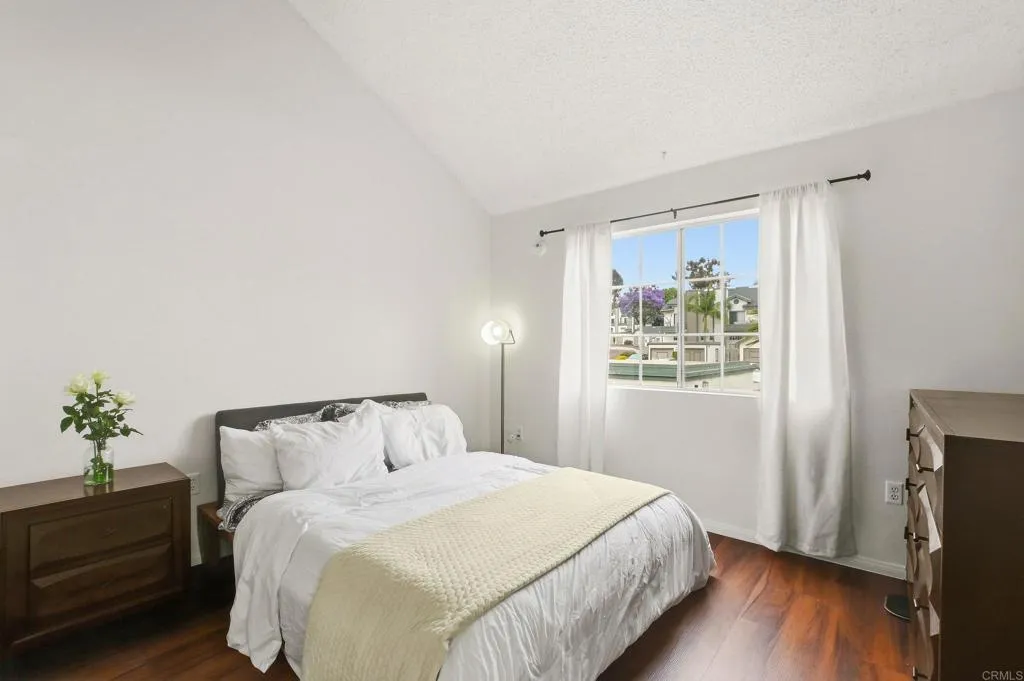 https://cdn.realtyfeed.com/cdn/127/306715898/c797b2414ed134774b488bc1bccfe271.webp