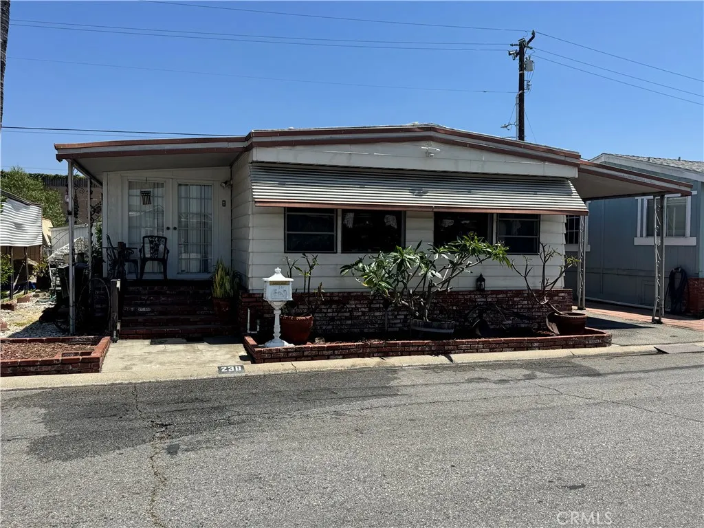 South Gate, CA 90280