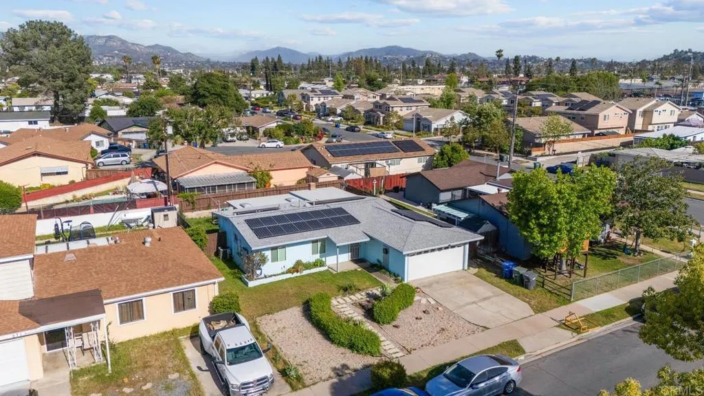 https://cdn.realtyfeed.com/cdn/127/306715964/3acc88a65b6e4fff9c677bbf0a5f9e5e.webp