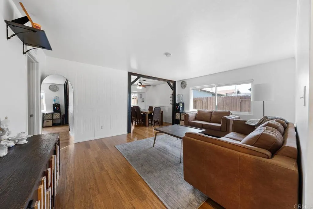 https://cdn.realtyfeed.com/cdn/127/306715964/623618395a715787d8e5e14f544c12da.webp