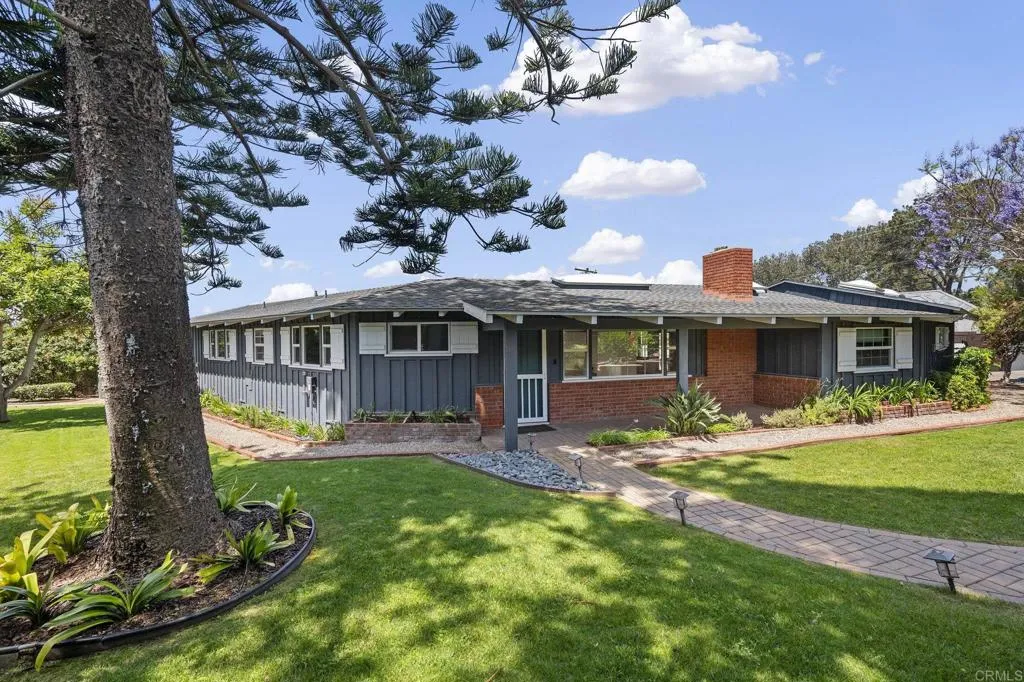 https://cdn.realtyfeed.com/cdn/127/306716001/e33c3008f8b9dccf7a32ca4538cddbd6.webp