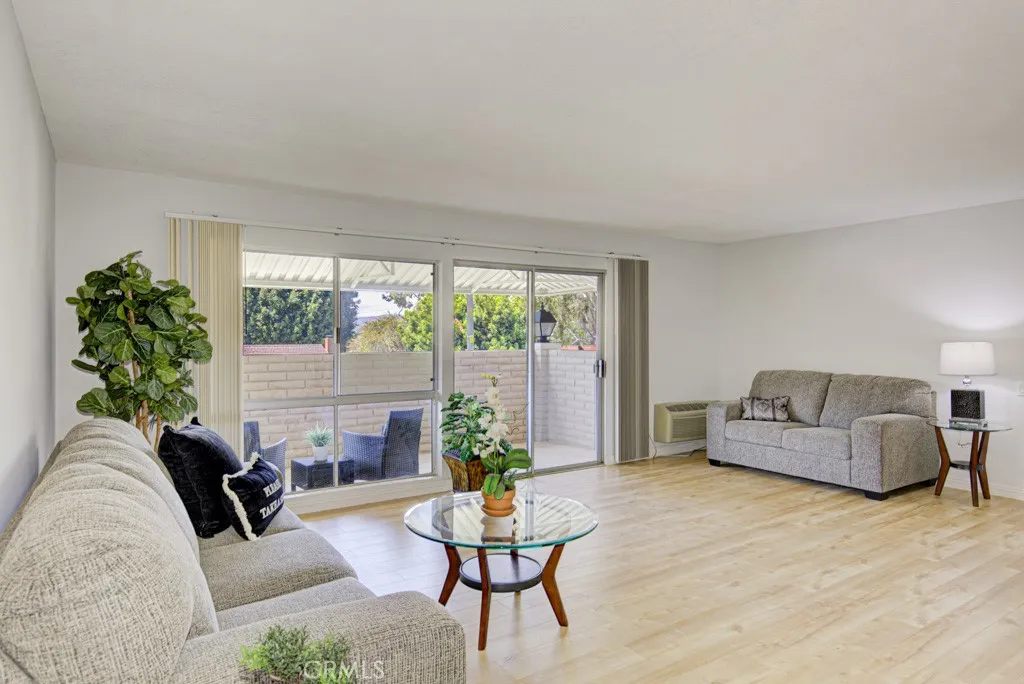 Laguna Woods, CA 92637