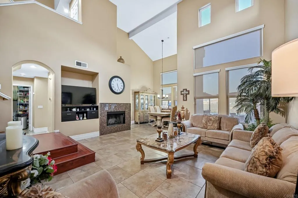 https://cdn.realtyfeed.com/cdn/127/306716031/0a9034f2965e0e9f73d58001b055619e.webp
