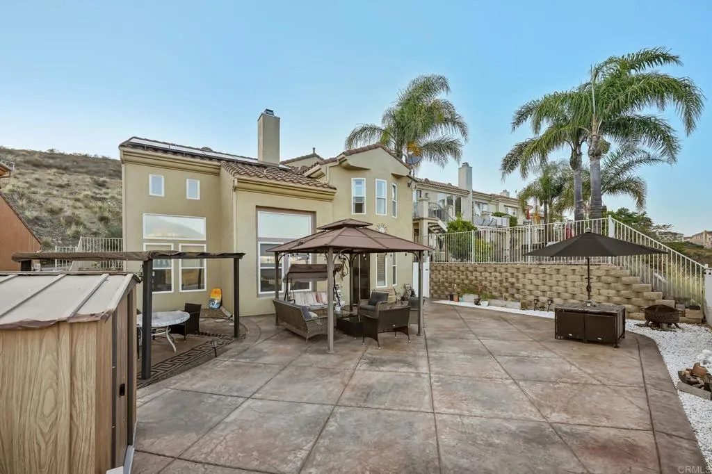 https://cdn.realtyfeed.com/cdn/127/306716031/35f76083f6bb359c303f24a835f75652.webp