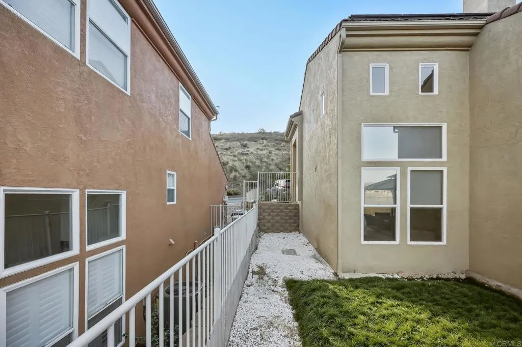 https://cdn.realtyfeed.com/cdn/127/306716031/5b959d1fc282d009a3d5b4ffe64d3bcd.webp