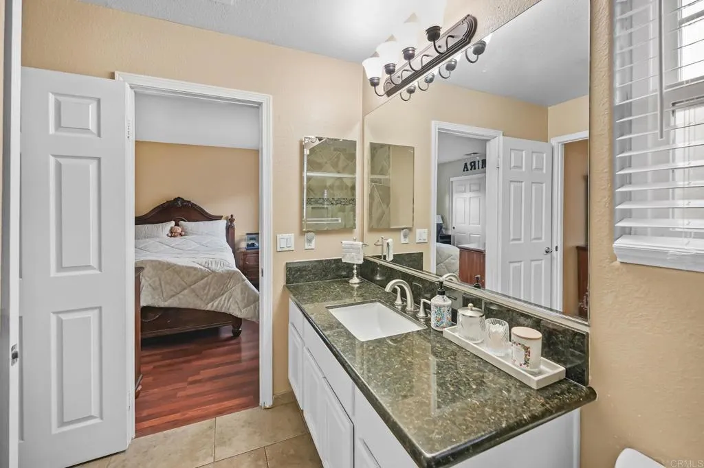 https://cdn.realtyfeed.com/cdn/127/306716031/5e74808d2e1bfe5674471b5654bcb673.webp