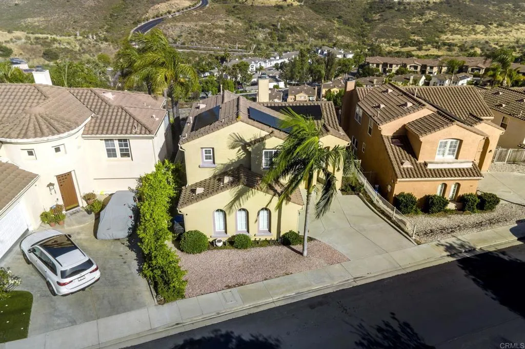 https://cdn.realtyfeed.com/cdn/127/306716031/89dd065ab444458e880d01e3de46505f.webp